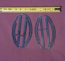 Reproduction Dugrenier &#34;AHD&#34; Emblem
